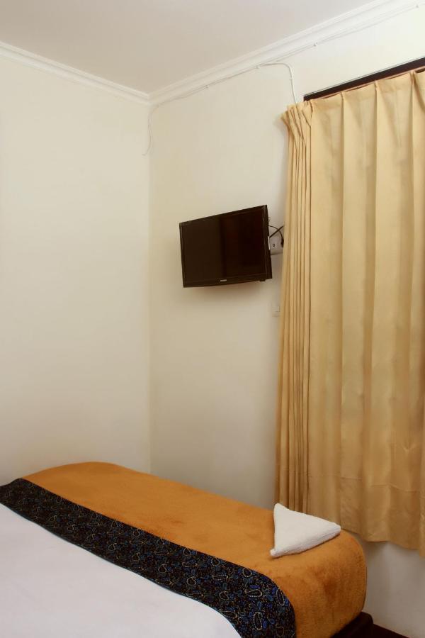 Bantal Guling Trans Otel Bandung Dış mekan fotoğraf