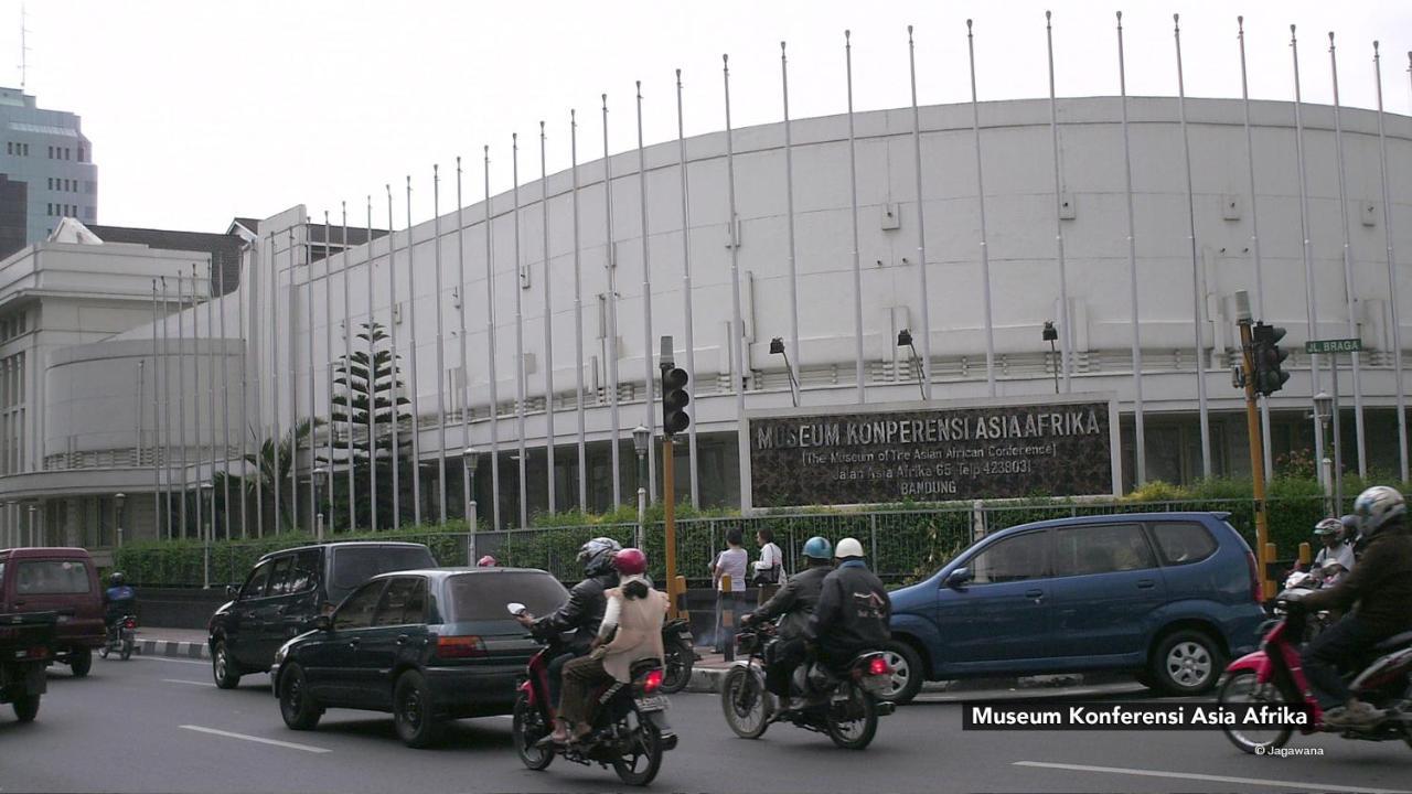 Bantal Guling Trans Otel Bandung Dış mekan fotoğraf